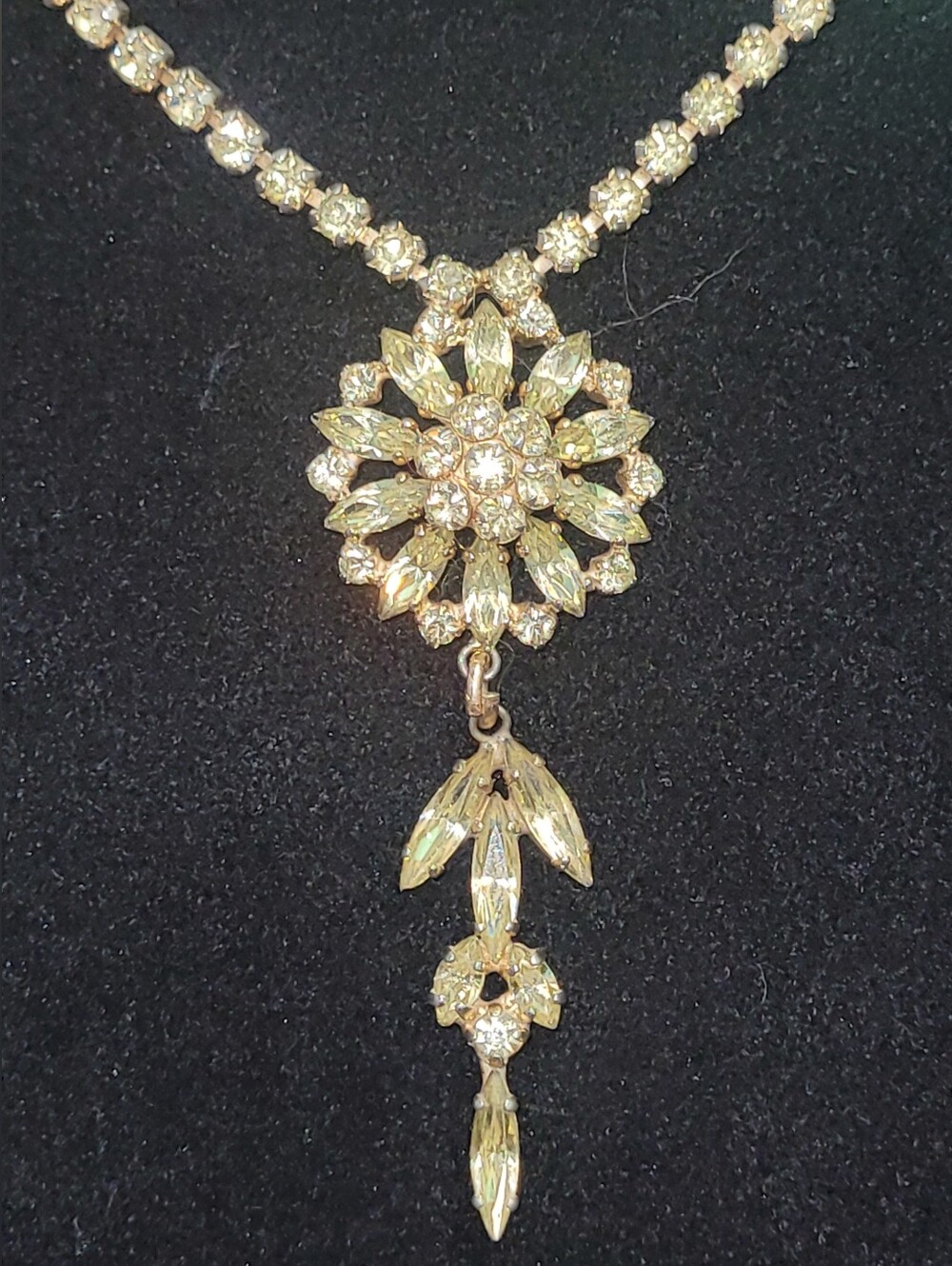 Elegant Sherman Gold-Tone Floral Crystal Rhinestone Pendant Necklace - Picture 4 of 14